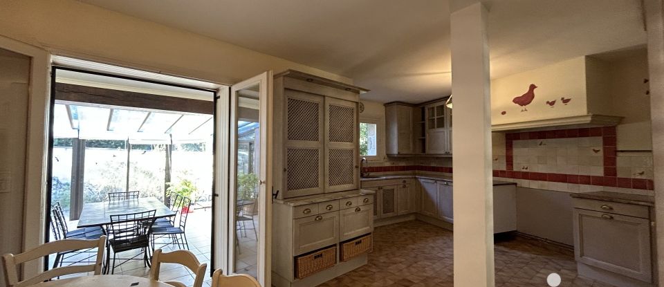 Maison traditionnelle 9 pièces de 220 m² à Montpellier (34070)