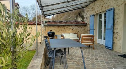 House 8 rooms of 151 m² in Jouars-Pontchartrain (78760)