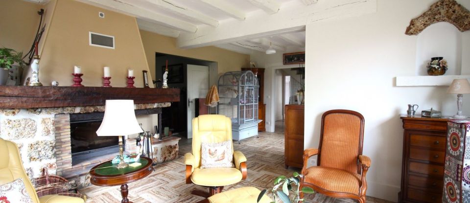 Traditional house 7 rooms of 195 m² in Magny-les-Hameaux (78114)