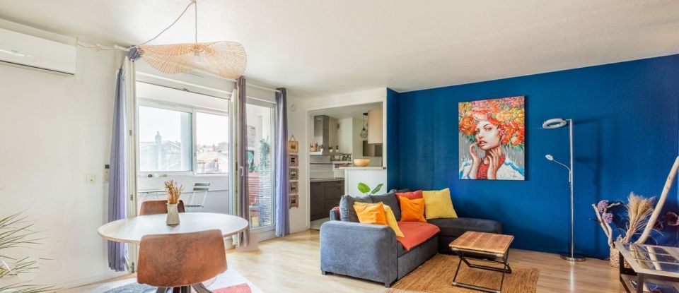 Appartement 3 pièces de 69 m² à Bordeaux (33800)