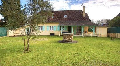 House 7 rooms of 160 m² in Mourenx (64150)