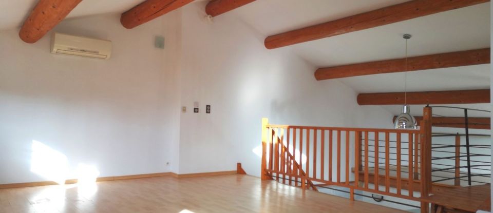 House 4 rooms of 90 m² in Sorgues (84700)