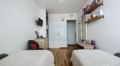 Appartement 3 pièces de 50 m² à Montreuil (93100)