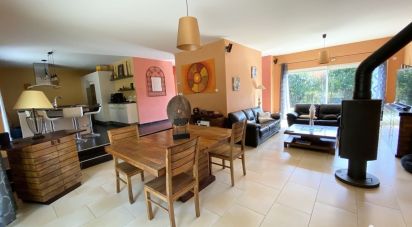House 6 rooms of 158 m² in Saint-Fargeau-Ponthierry (77310)