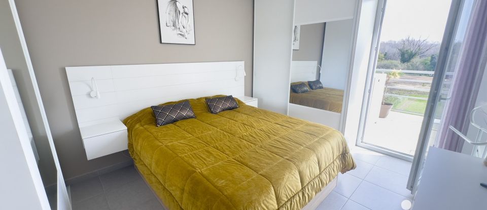 Apartment 2 rooms of 42 m² in Mandelieu-la-Napoule (06210)