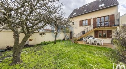House 8 rooms of 180 m² in Bobigny (93000)
