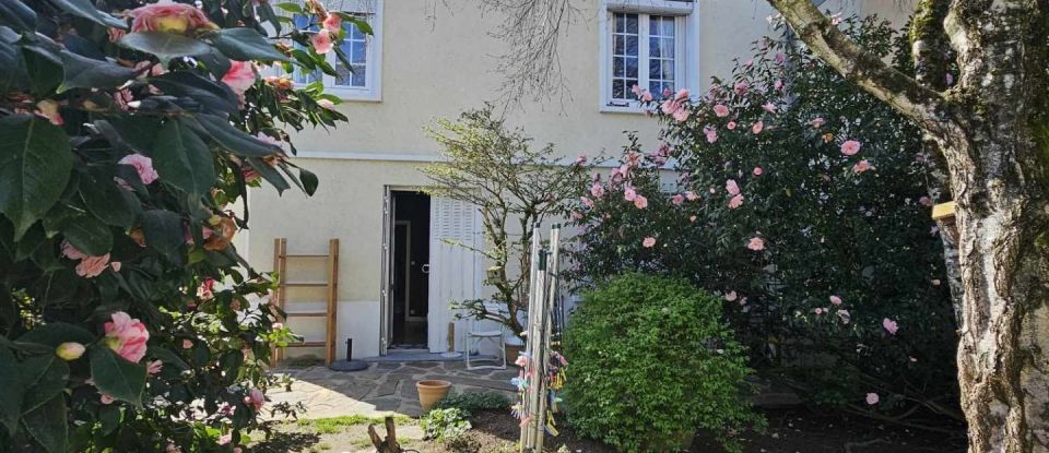 Town house 7 rooms of 192 m² in Limoges (87000)