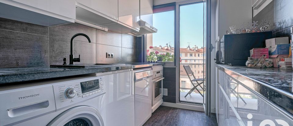 Apartment 2 rooms of 40 m² in Les Pavillons-sous-Bois (93320)