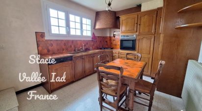 House 7 rooms of 172 m² in LE THUIT-SIGNOL (27370)