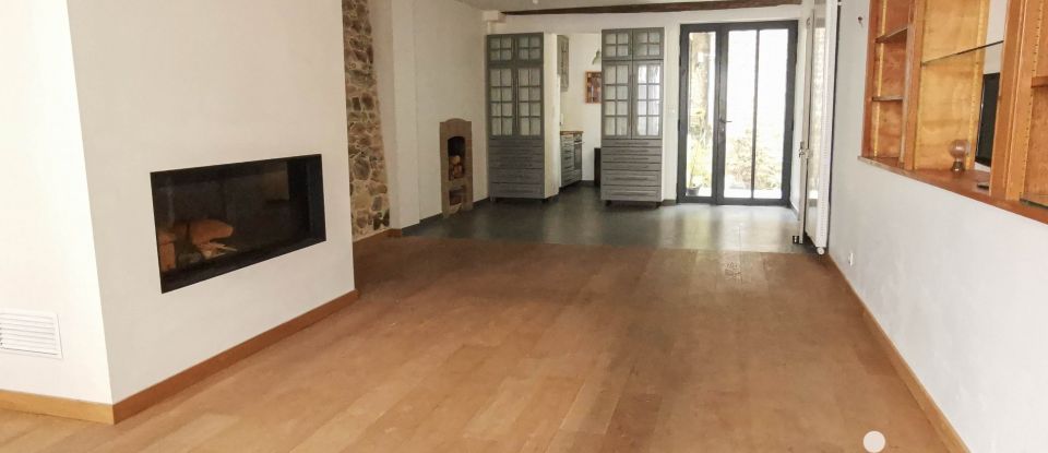 Town house 7 rooms of 156 m² in La Rochelle (17000)