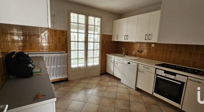Maison 6 pièces de 140 m² à Le Pontet (84130)