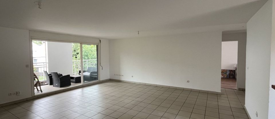 Appartement 3 pièces de 80 m² à L'Étang-Salé (97427)
