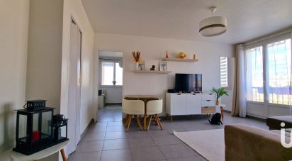 Apartment 4 rooms of 71 m² in Viry-Châtillon (91170)