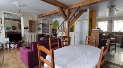 Maison 7 pièces de 220 m² à Bogny-sur-Meuse (08120)