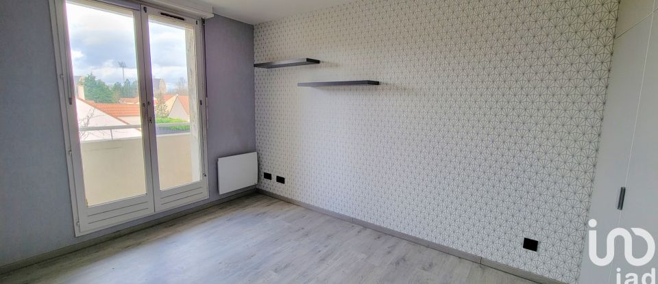 Apartment 4 rooms of 89 m² in Noisy-le-Grand (93160)