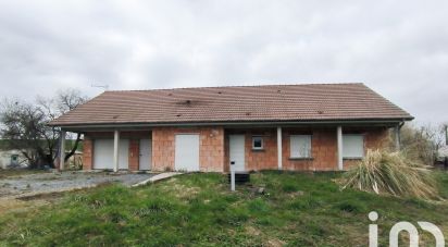 Maison de village 8 pièces de 154 m² à Quilly (08400)