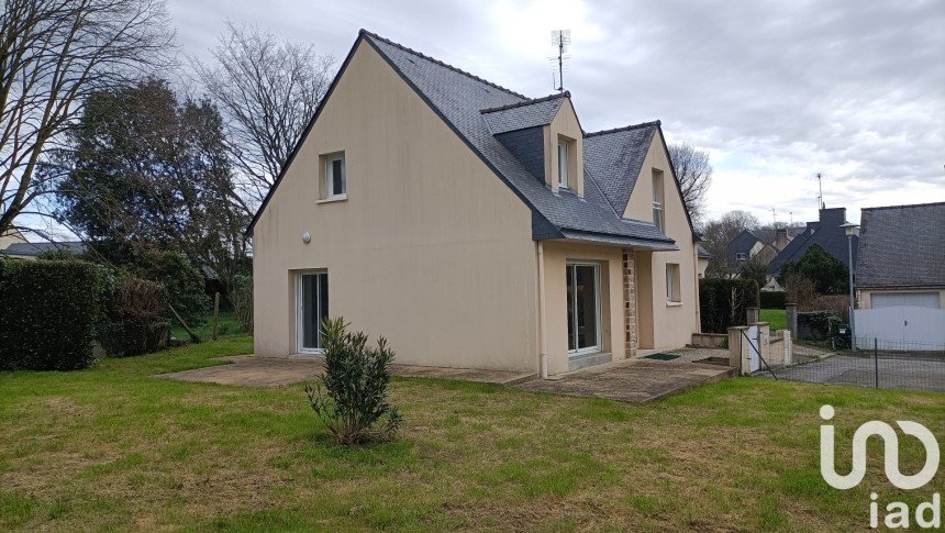 Traditional house 6 rooms of 101 m² in Ploërmel (56800)