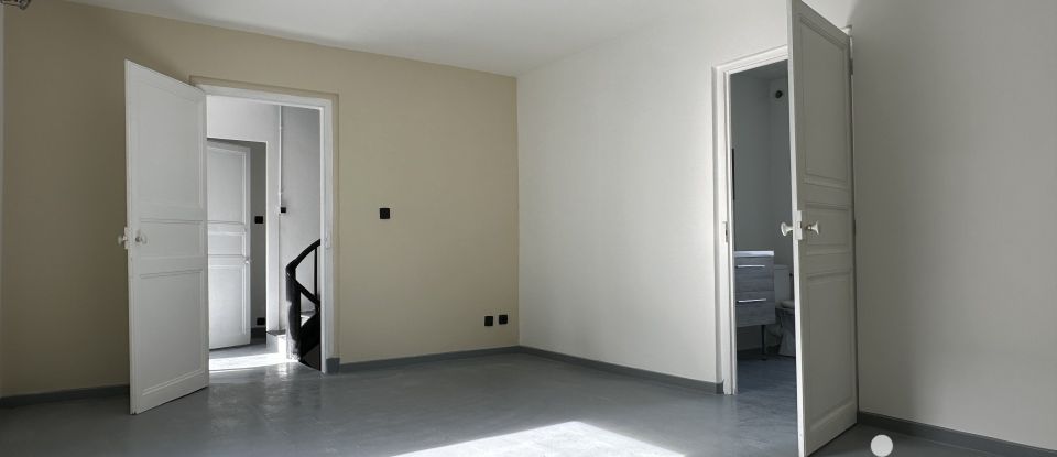 Maison 7 pièces de 220 m² à Plessé (44630)