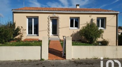 Traditional house 6 rooms of 107 m² in - (85120)