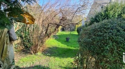 Land of 935 m² in Marly-le-Roi (78160)