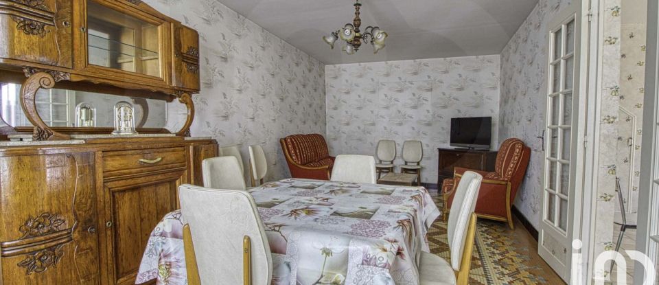 Traditional house 5 rooms of 172 m² in Bouafle (78410)