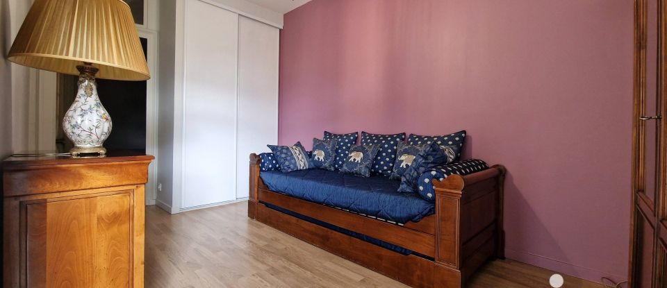Apartment 3 rooms of 83 m² in Vannes (56000)