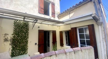 House 3 rooms of 65 m² in Abzac (33230)