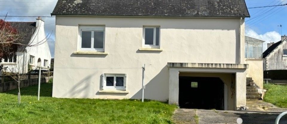Traditional house 5 rooms of 94 m² in Châteauneuf-du-Faou (29520)
