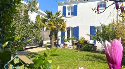 House 5 rooms of 168 m² in Royan (17200)