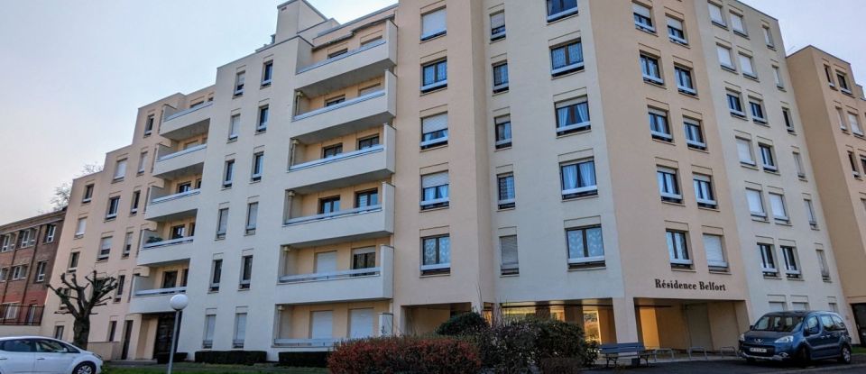 Apartment 2 rooms of 65 m² in Cambrai (59400)