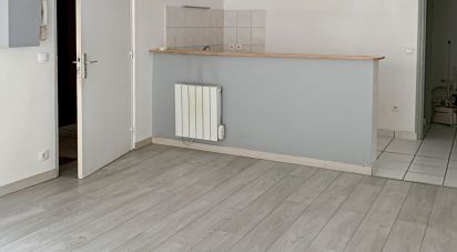 Apartment 1 room of 31 m² in Melun (77000)