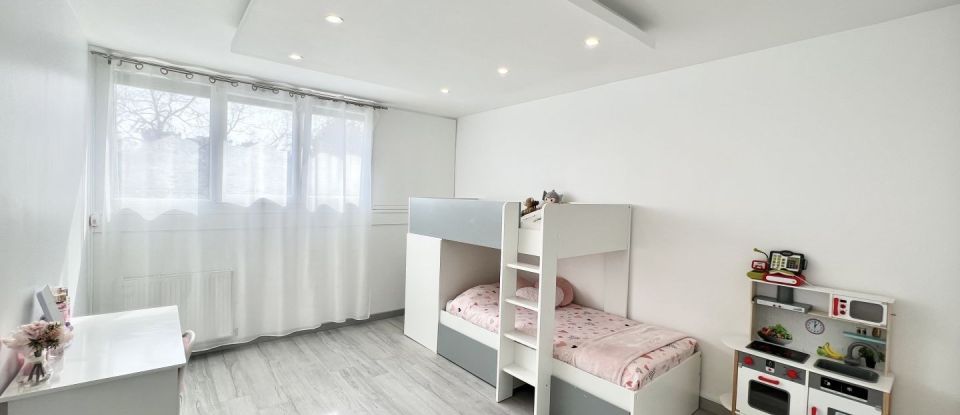 Appartement 3 pièces de 72 m² à Massy (91300)