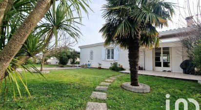 Traditional house 5 rooms of 145 m² in Fouras (17450)