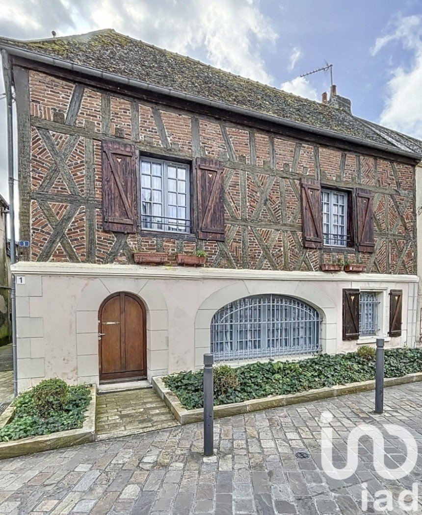 Town house 7 rooms of 175 m² in Gien (45500)