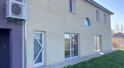 House 6 rooms of 160 m² in L'Hôpital-le-Grand (42210)