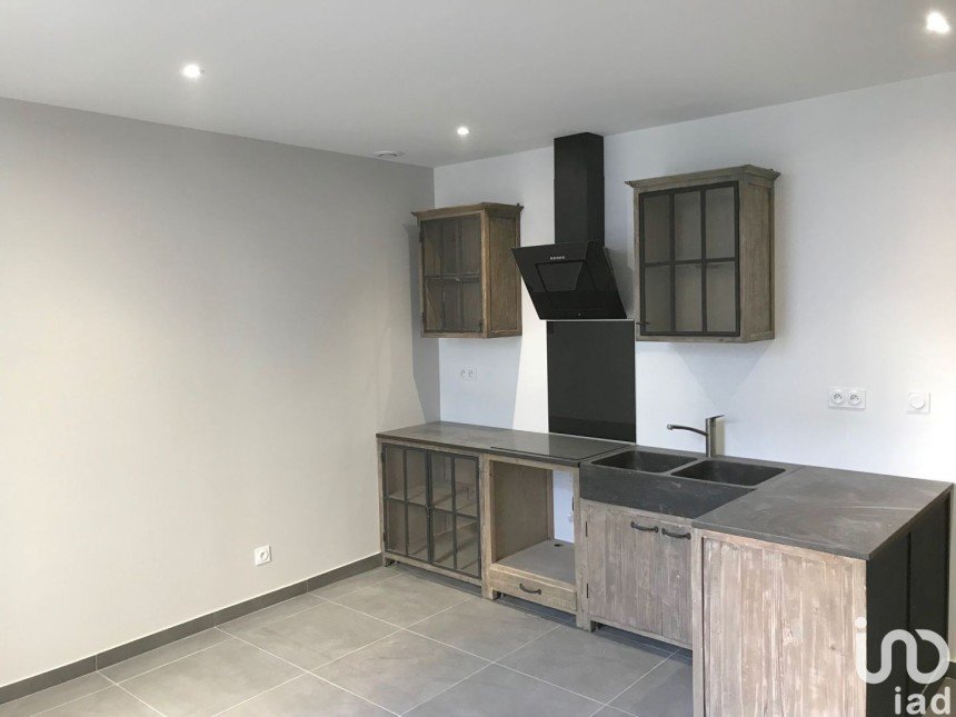 Apartment 2 rooms of 30 m² in Libourne (33500)