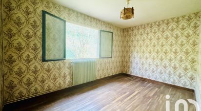 House 5 rooms of 113 m² in Sireuil (16440)