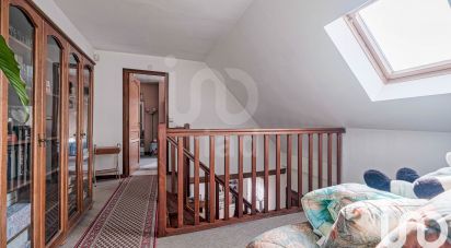 Traditional house 4 rooms of 92 m² in Noisy-le-Grand (93160)