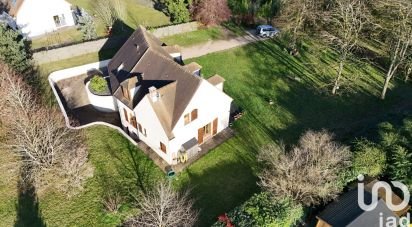 House 8 rooms of 185 m² in Bazainville (78550)
