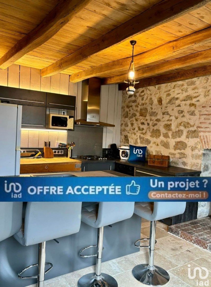 House 5 rooms of 107 m² in Le Veurdre (03320)