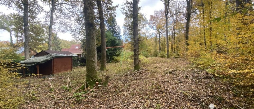Land of 1,310 m² in Bazoches-sur-le-Betz (45210)