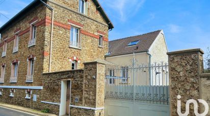 House 13 rooms of 370 m² in Orgeval (78630)