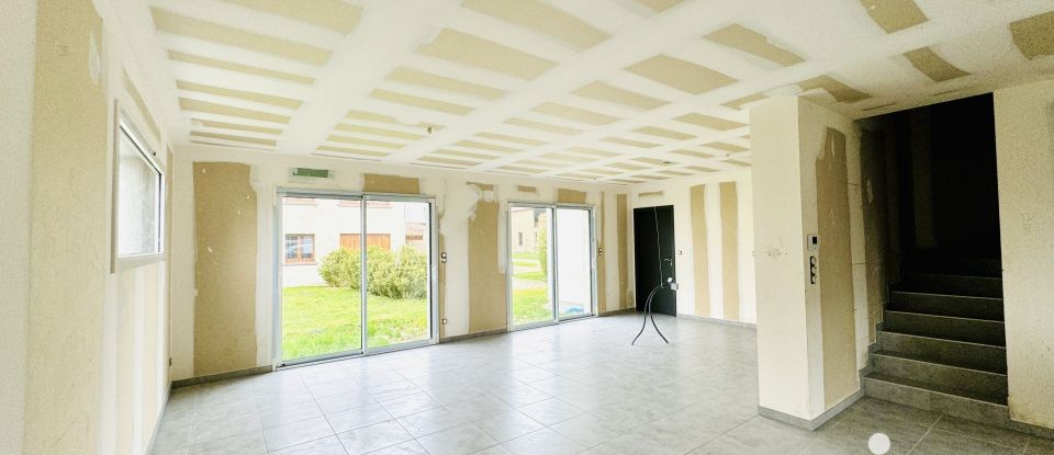 Maison 5 pièces de 108 m² à Sillegny (57420)