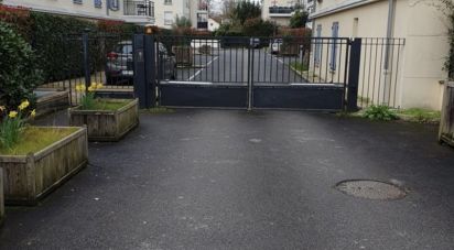 Parking of 12 m² in Le Plessis-Trévise (94420)