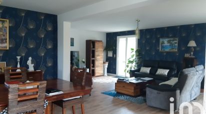 House 4 rooms of 165 m² in Iffendic (35750)