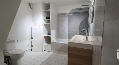 Apartment 3 rooms of 52 m² in Châteaufort (78117)