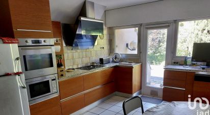 House 5 rooms of 180 m² in Orthez (64300)