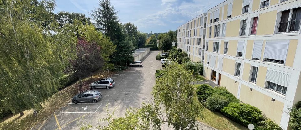 Apartment 3 rooms of 63 m² in La Rochette (77000)
