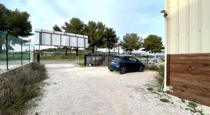 Retail property of 65 m² in La Londe-les-Maures (83250)