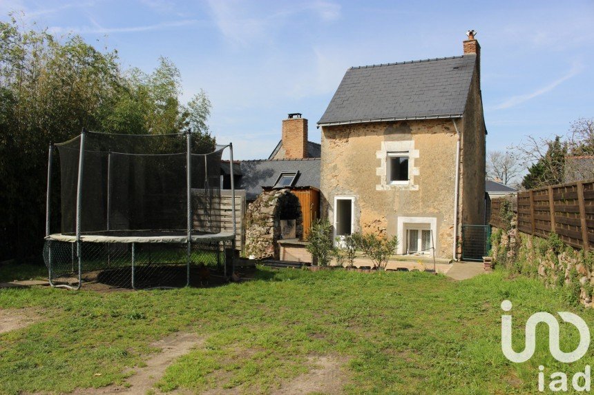 Maison de village 5 pièces de 124 m² à La Chapelle-Saint-Laud (49140)